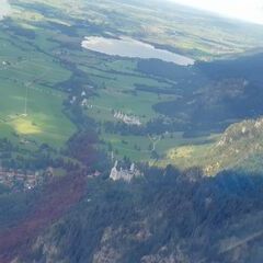 Flugwegposition um 13:25:28: Aufgenommen in der Nähe von Ostallgäu, Deutschland in 1498 Meter