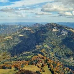 Flugwegposition um 11:17:36: Aufgenommen in der Nähe von Gemeinde Hohenberg, Hohenberg, Österreich in 1315 Meter
