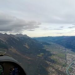 Flugwegposition um 13:29:10: Aufgenommen in der Nähe von Innsbruck, Österreich in 2133 Meter