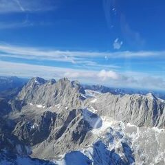 Flugwegposition um 12:37:17: Aufgenommen in der Nähe von Gemeinde Ramsau am Dachstein, 8972, Österreich in 2951 Meter