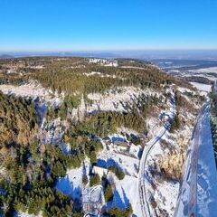 Flugwegposition um 12:10:11: Aufgenommen in der Nähe von Gemeinde Hohe Wand, Österreich in 1008 Meter