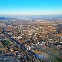 Flugwegposition um 13:50:44: Aufgenommen in der Nähe von Gemeinde Leobersdorf, Leobersdorf, Österreich in 816 Meter