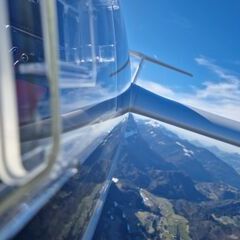 Flugwegposition um 14:58:36: Aufgenommen in der Nähe von Gemeinde Kirchdorf in Tirol, Österreich in 2225 Meter