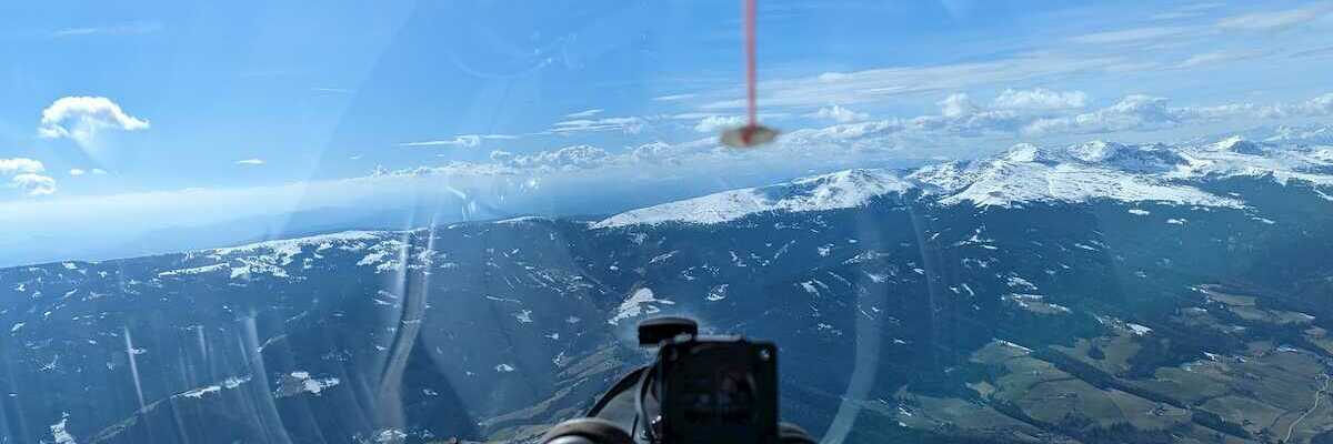 Flugwegposition um 13:00:27: Aufgenommen in der Nähe von Amering, Österreich in 2307 Meter