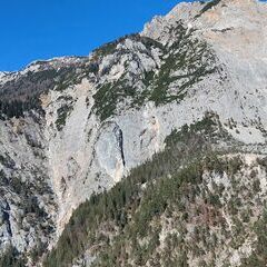 Flugwegposition um 14:25:09: Aufgenommen in der Nähe von Gemeinde Nötsch im Gailtal, Österreich in 1163 Meter