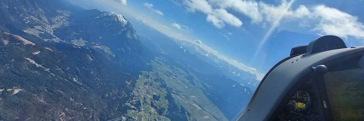 Flugwegposition um 10:29:33: Aufgenommen in der Nähe von Gemeinde St. Stefan im Gailtal, Österreich in 2565 Meter