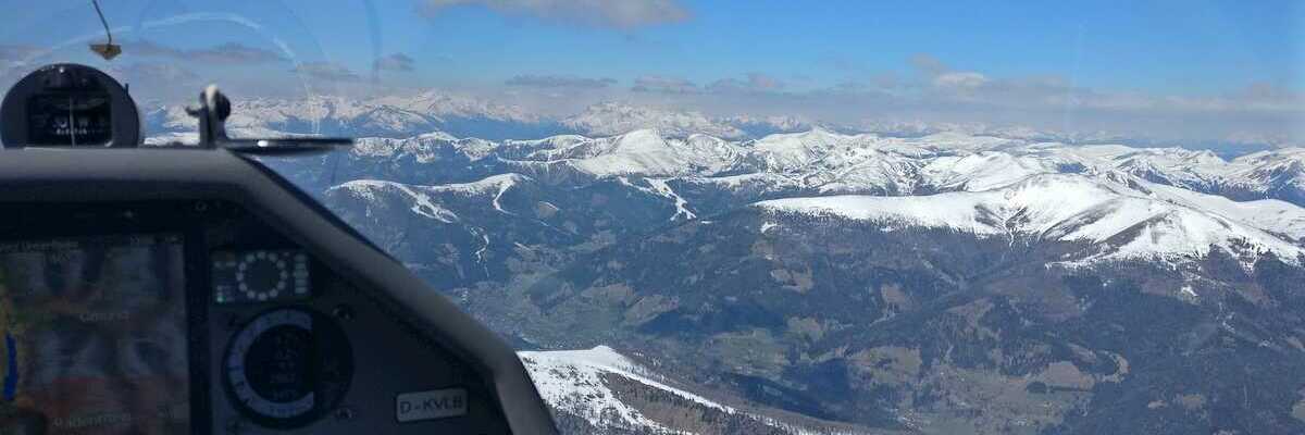 Flugwegposition um 11:01:04: Aufgenommen in der Nähe von Gemeinde Arriach, 9543, Österreich in 2817 Meter