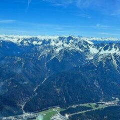 Flugwegposition um 10:24:09: Aufgenommen in der Nähe von Gemeinde Leutasch, Österreich in 2406 Meter
