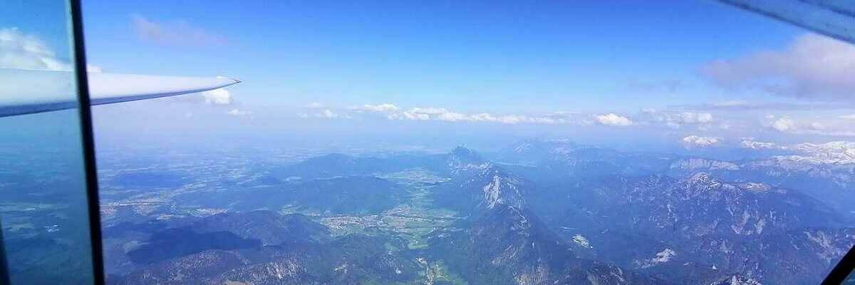 Flugwegposition um 14:54:12: Aufgenommen in der Nähe von Traunstein, Deutschland in 3204 Meter