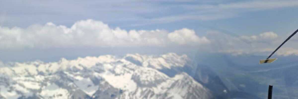 Flugwegposition um 11:27:03: Aufgenommen in der Nähe von Innsbruck, Österreich in 3028 Meter