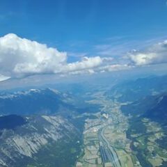 Flugwegposition um 12:50:34: Aufgenommen in der Nähe von Gemeinde Vomp, Österreich in 2838 Meter