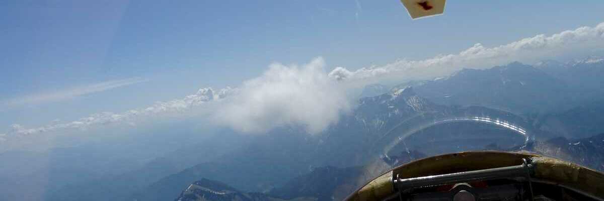 Flugwegposition um 09:05:40: Aufgenommen in der Nähe von St. Gallen, Österreich in 2409 Meter
