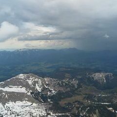 Flugwegposition um 14:07:30: Aufgenommen in der Nähe von Gemeinde Liezen, Liezen, Österreich in 2958 Meter