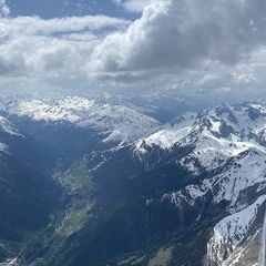 Flugwegposition um 12:37:24: Aufgenommen in der Nähe von Gemeinde Pettneu am Arlberg, Österreich in 3265 Meter