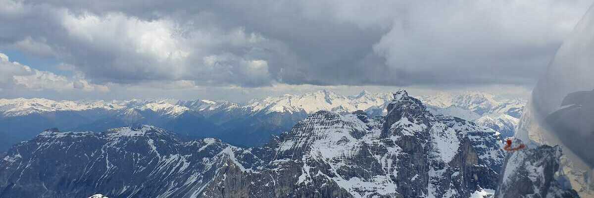 Flugwegposition um 10:37:14: Aufgenommen in der Nähe von 39041 Brenner, Autonome Provinz Bozen - Südtirol, Italien in 3104 Meter