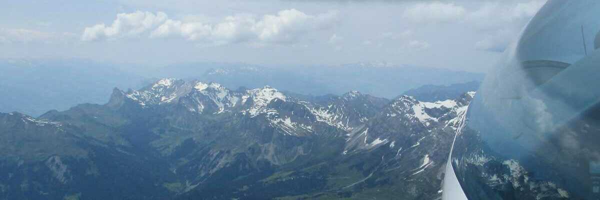 Flugwegposition um 12:58:28: Aufgenommen in der Nähe von Prättigau/Davos, Schweiz in 3223 Meter