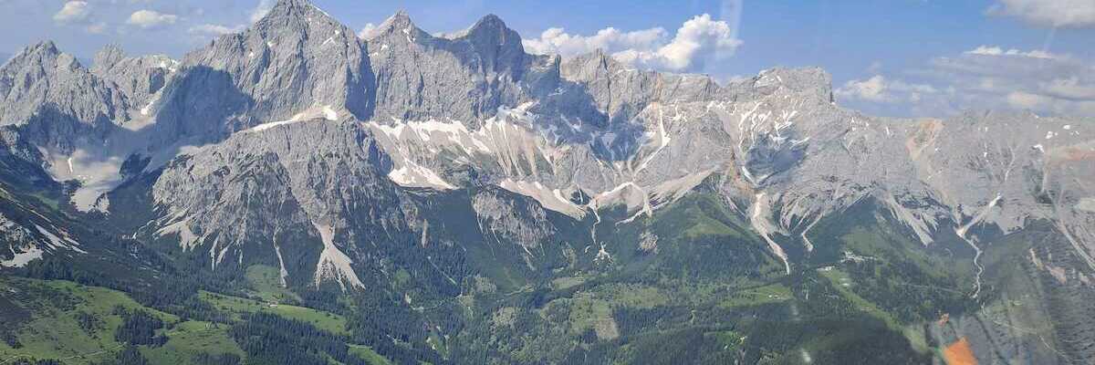 Flugwegposition um 14:02:33: Aufgenommen in der Nähe von Gemeinde Filzmoos, 5532, Österreich in 2287 Meter