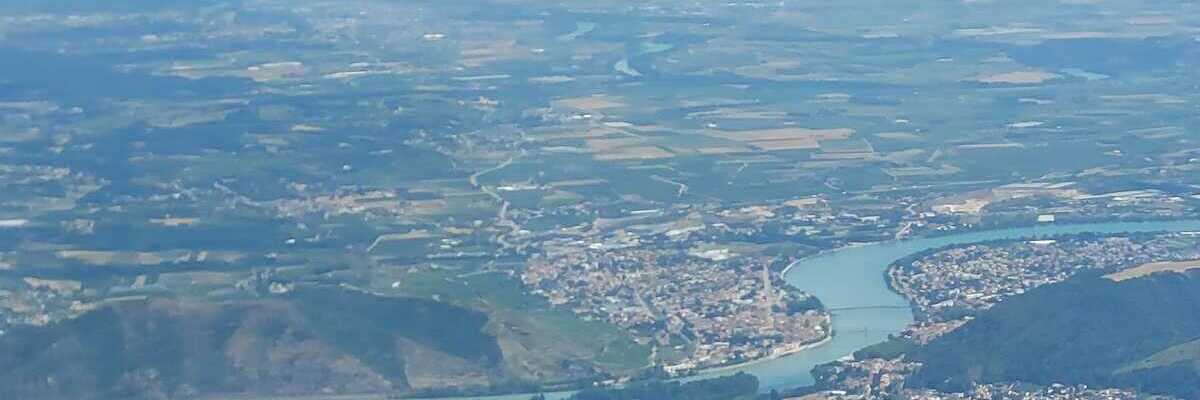 Flugwegposition um 12:53:54: Aufgenommen in der Nähe von Arrondissement de Tournon-sur-Rhône, Frankreich in 1466 Meter