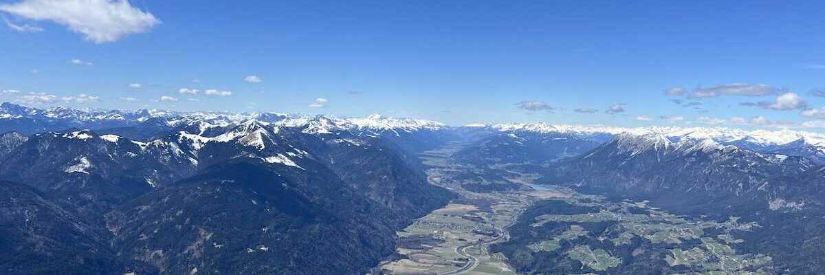 Verortung via Georeferenzierung der Kamera: Aufgenommen in der Nähe von Gemeinde Nötsch im Gailtal, Österreich in 2200 Meter