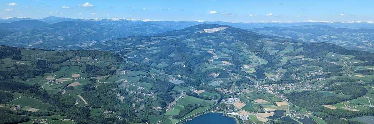 Verortung via Georeferenzierung der Kamera: Aufgenommen in der Nähe von St. Johann bei Herberstein, 8222, Österreich in 1400 Meter