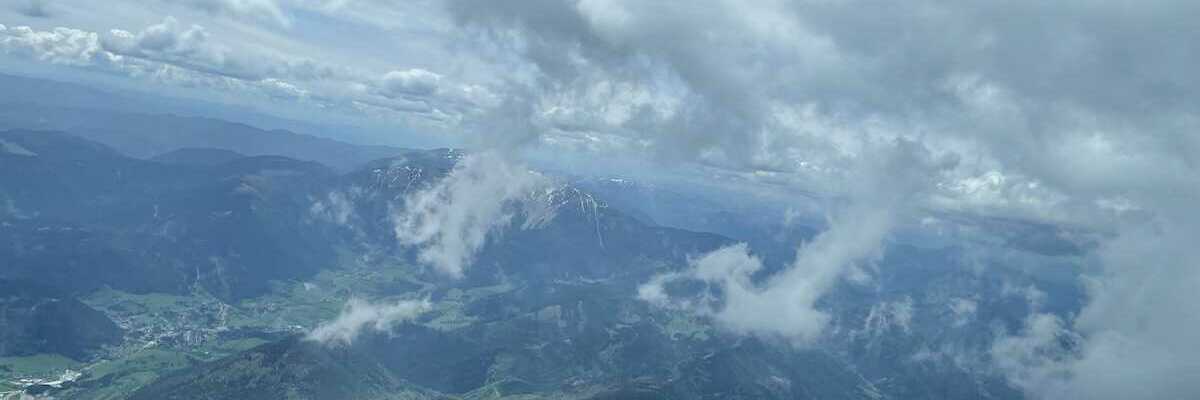Verortung via Georeferenzierung der Kamera: Aufgenommen in der Nähe von Miesenbach, Österreich in 2500 Meter