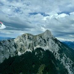 Verortung via Georeferenzierung der Kamera: Aufgenommen in der Nähe von Pflach, 6600, Österreich in 1800 Meter
