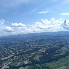 Verortung via Georeferenzierung der Kamera: Aufgenommen in der Nähe von Opština Valjevo, Serbien in 900 Meter