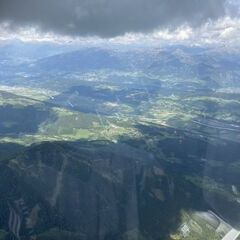 Verortung via Georeferenzierung der Kamera: Aufgenommen in der Nähe von Paternion, Österreich in 2300 Meter