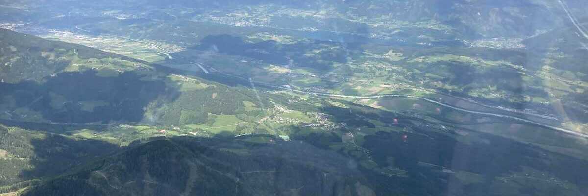 Verortung via Georeferenzierung der Kamera: Aufgenommen in der Nähe von Paternion, Österreich in 2300 Meter