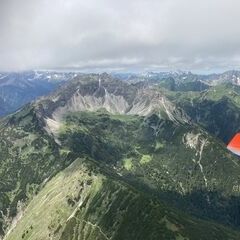 Verortung via Georeferenzierung der Kamera: Aufgenommen in der Nähe von Weißenbach am Lech, Österreich in 2300 Meter