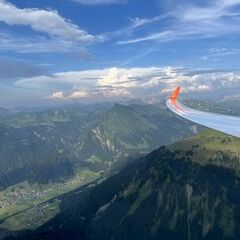 Verortung via Georeferenzierung der Kamera: Aufgenommen in der Nähe von Au, Österreich in 2100 Meter