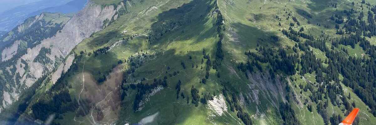 Verortung via Georeferenzierung der Kamera: Aufgenommen in der Nähe von Laterns, Österreich in 2200 Meter