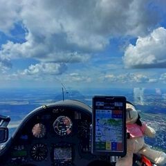 Flugwegposition um 12:28:50: Aufgenommen in der Nähe von Okres Písek, Tschechien in 1314 Meter