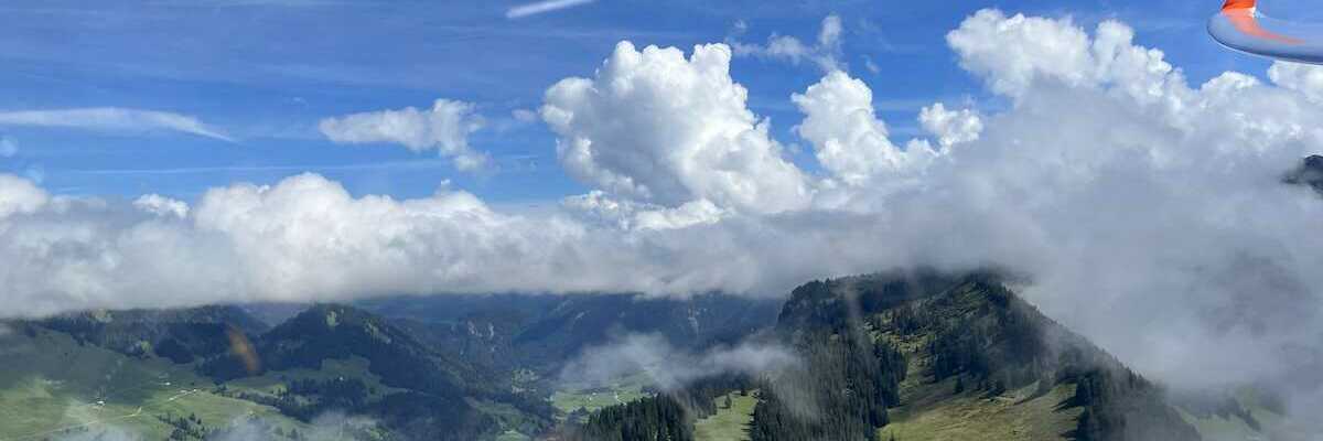 Verortung via Georeferenzierung der Kamera: Aufgenommen in der Nähe von Bizau, Österreich in 1700 Meter