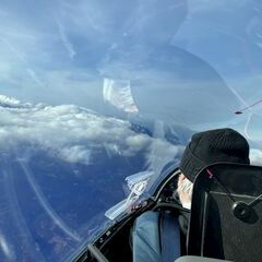 Flugwegposition um 12:22:27: Aufgenommen in der Nähe von Bürg-Vöstenhof, Österreich in 2257 Meter