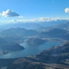 Flugwegposition um 15:33:40: Aufgenommen in der Nähe von Lugano, Schweiz in 1441 Meter