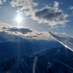 Flugwegposition um 16:17:29: Aufgenommen in der Nähe von Innsbruck, Österreich in 2461 Meter