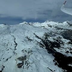 Verortung via Georeferenzierung der Kamera: Aufgenommen in der Nähe von Surselva, Schweiz in 2100 Meter