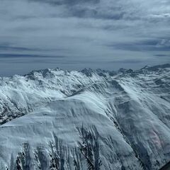 Verortung via Georeferenzierung der Kamera: Aufgenommen in der Nähe von Surselva, Schweiz in 2600 Meter