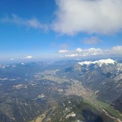 Flugwegposition um 13:12:21: Aufgenommen in der Nähe von Leutasch, Österreich in 2692 Meter