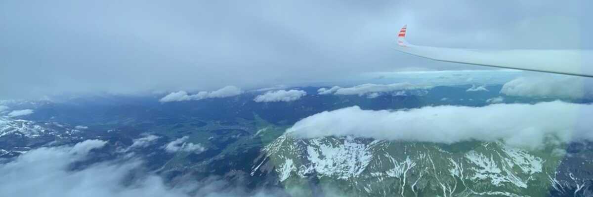 Verortung via Georeferenzierung der Kamera: Aufgenommen in der Nähe von Admont, Österreich in 3500 Meter