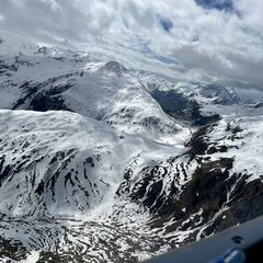 Verortung via Georeferenzierung der Kamera: Aufgenommen in der Nähe von Surselva, Schweiz in 2600 Meter