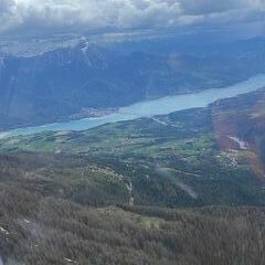 Flugwegposition um 13:45:25: Aufgenommen in der Nähe von Arrondissement de Gap, Frankreich in 2242 Meter
