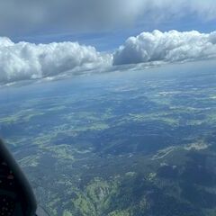 Flugwegposition um 12:54:39: Aufgenommen in der Nähe von Okres Šumperk, Tschechien in 2211 Meter