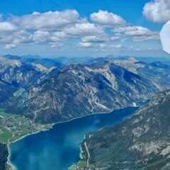 Verortung via Georeferenzierung der Kamera: Aufgenommen in der Nähe von Eben am Achensee, Österreich in 2600 Meter