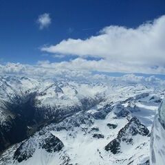 Flugwegposition um 10:23:09: Aufgenommen in der Nähe von Neukirchen am Großvenediger, 5741, Österreich in 2777 Meter