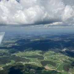 Flugwegposition um 11:07:12: Aufgenommen in der Nähe von St. Oswald bei Freistadt, Österreich in 2031 Meter