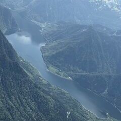 Flugwegposition um 11:59:32: Aufgenommen in der Nähe von Bad Goisern am Hallstättersee, Österreich in 3034 Meter