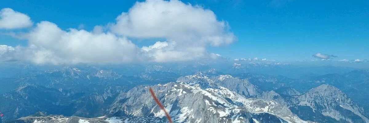 Flugwegposition um 09:14:21: Aufgenommen in der Nähe von Gemeinde Turnau, Österreich in 2601 Meter