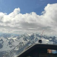 Flugwegposition um 14:27:32: Aufgenommen in der Nähe von Surselva, Schweiz in 3387 Meter